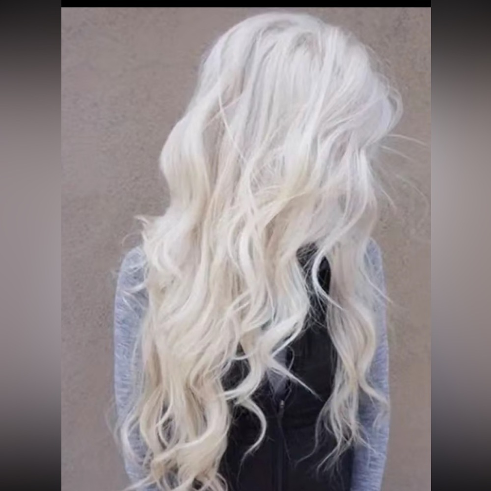 Missyvan white long loose wig